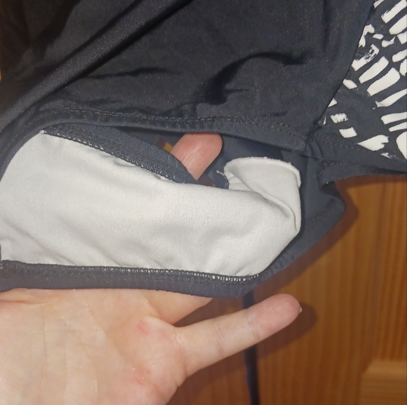 SHORE CLUB SWIMSUITS FOR ALL LADIES WOMENS 16 SWIMSUIT 1PC FLATTERING $88 - Picture 4 of 4